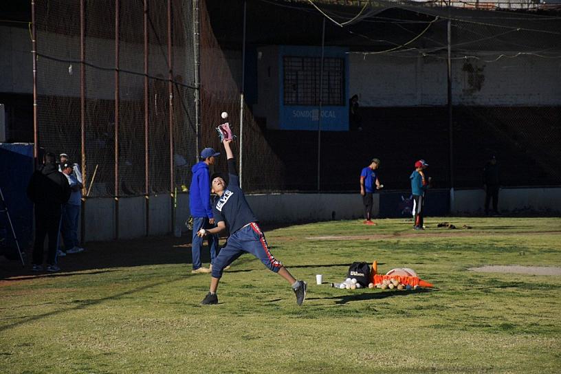 IMPARTEN CLÍNICAS DEPORTIVAS EN GUADALUPE
