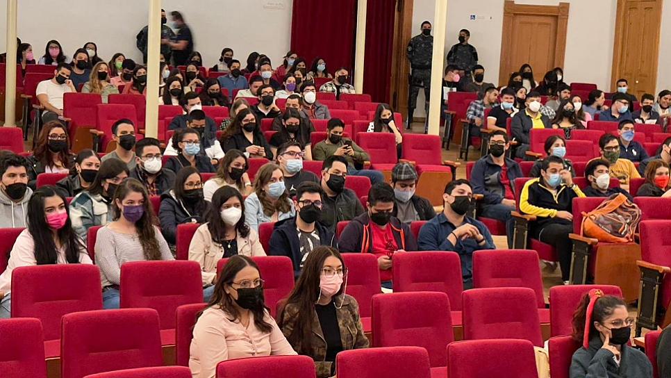 IMPARTEN CURSO DE ESTRATEGIAS DE PREVENCIÓN A MÉDICOS PASANTES 