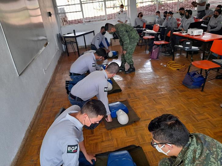 IMPARTE SEDENA CURSO DE RCP A ALUMNOS DEL CEBAARE Y BACHILLERATO GENERAL POLICIAL 