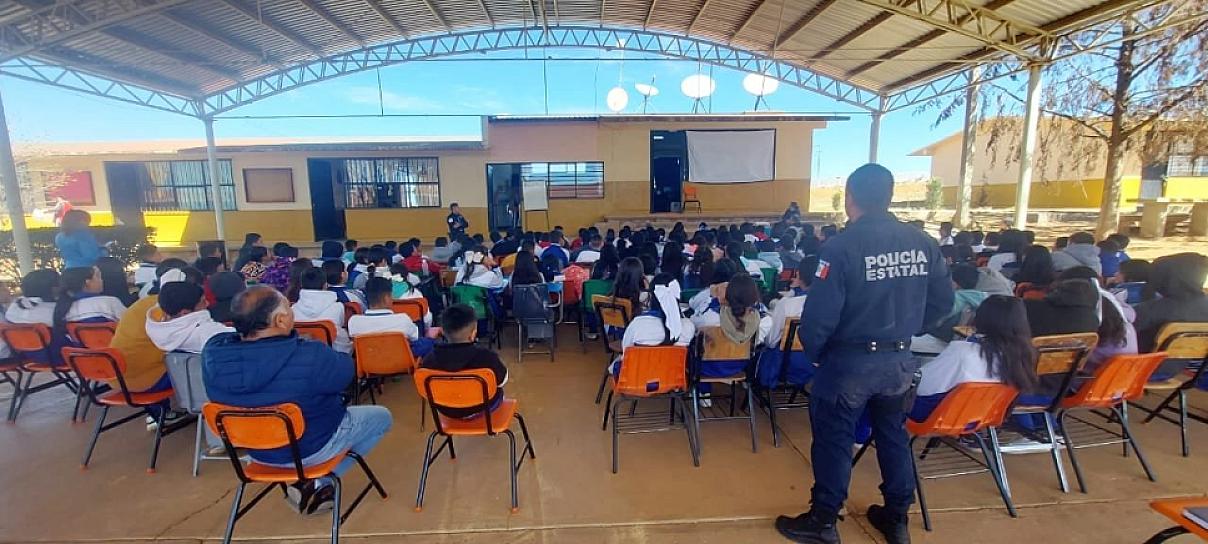 IMPARTE SSP PLÁTICAS DE PREVENCIÓN DE DELITOS A ESTUDIANTES 