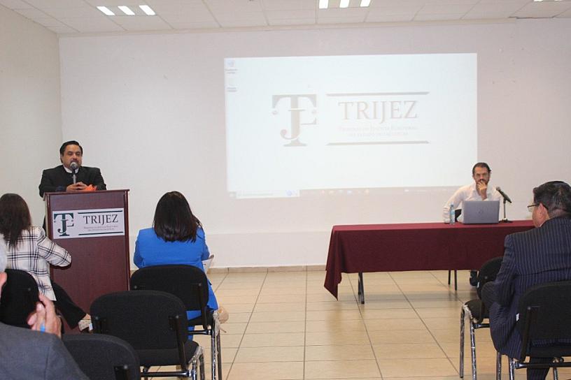 IMPARTE TRIJEZ CAPACITACIÓN POR SU 25 ANIVERSARIO