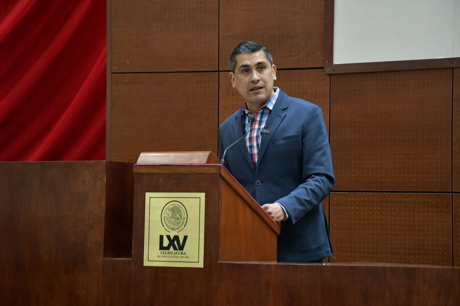 PROPONE PEÑA BADILLO REFORMAS FISCALES PARA PROTEGER EMPLEOS