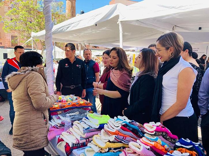 IMPULSAN 200 PROYECTOS DE MUJERES EMPRENDEDORAS