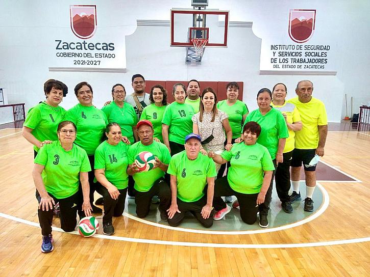  IMPULSAN CASAS DEL JUBILADO DEL ISSSTEZAC ENCUENTRO DEPORTIVO 