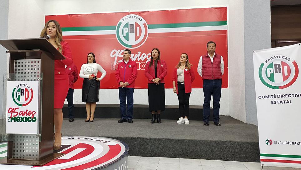 IMPULSAN ENTRE MUJERES PRIÍSTAS EMPODERAMIENTO POLÍTICO