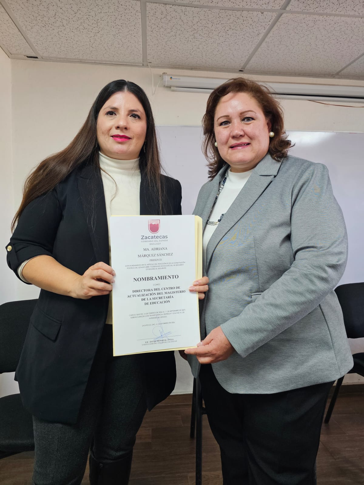 DESIGNA GOBERNADOR A NUEVA DIRECTORA DEL CAM