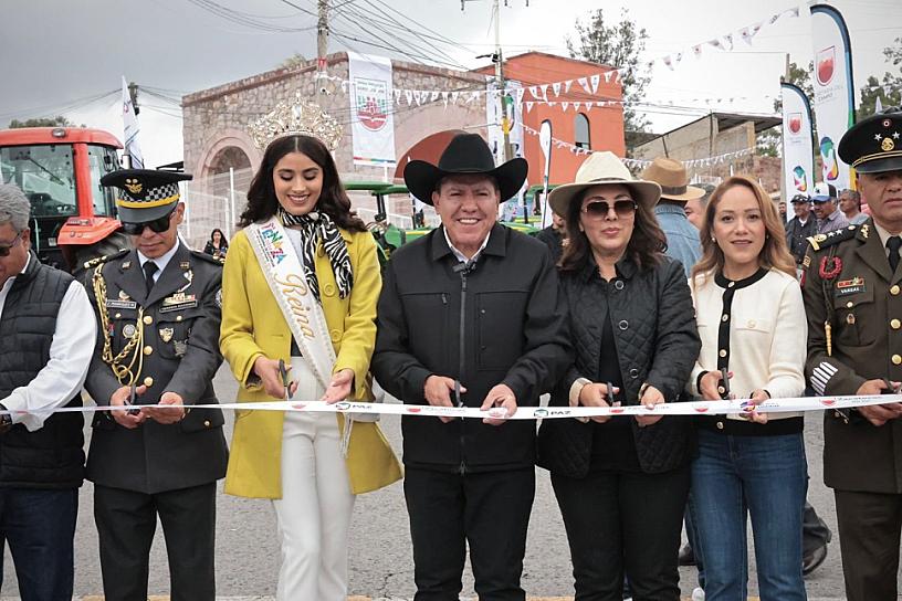 INAUGURA DAVID MONREAL LAS ACTIVIDADES DE LA FENAZA 2024