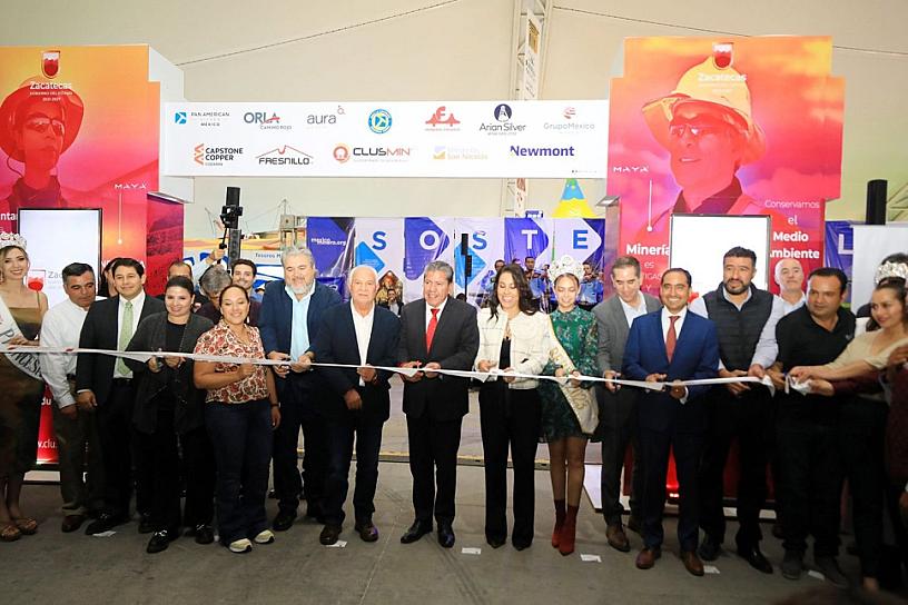 INAUGURA DAVID MONREAL PABELLÓN MINERO EN LA FENAZA 2023 