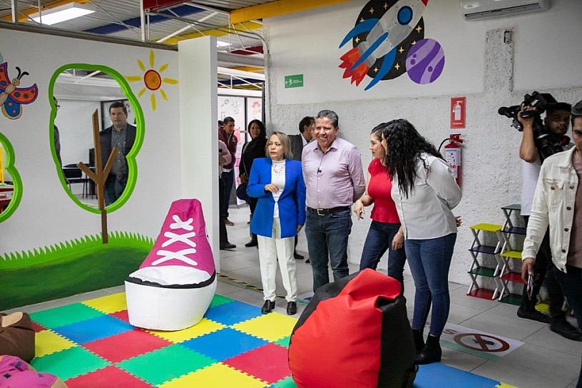 INAUGURA DAVID MONREAL SALAS MATERNAL E INFANTIL EN LA SEZ