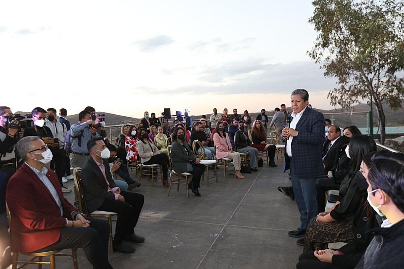 INAUGURA DAVID MONREAL TERRAZAS DEL TELEFÉRICO PARA EVENTOS CULTURALES Y SOCIALES