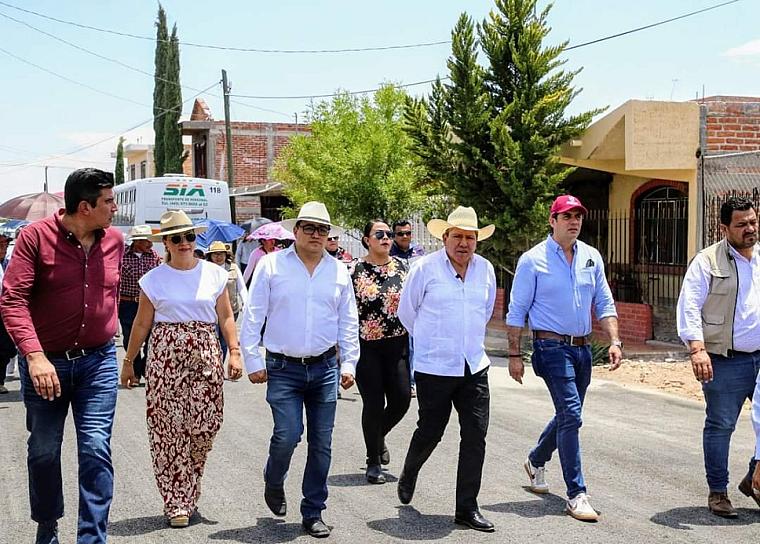 INAUGURA DMA CUATRO CALLES CON INVERSIÓN DE 2.24 MDP