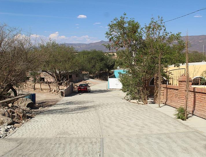INAUGURA GIL MARTÍNEZ OBRA EN COMUNIDAD HUISCOLCO 