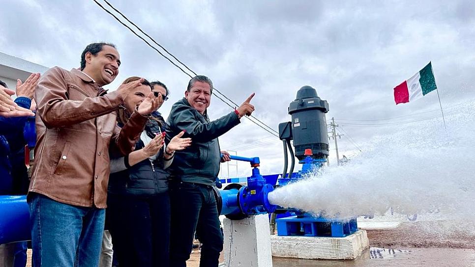 INAUGURA GOBERNADOR DOS POZOS PARA EL ABASTECIMIENTO DE COLONIAS EN LA CAPITAL