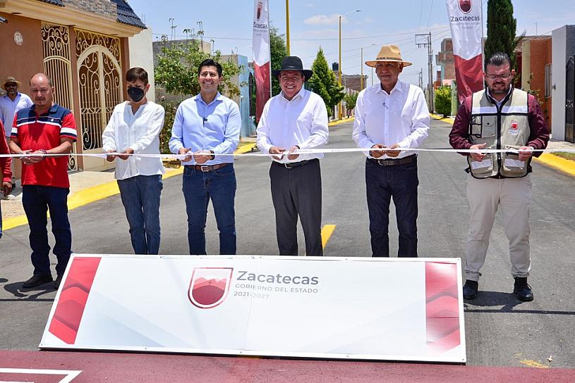 INAUGURA GOBERNADOR PAVIMENTACIÓN Y RECONSTRUCCIÓN DE CARRETERA EN GUADALUPE