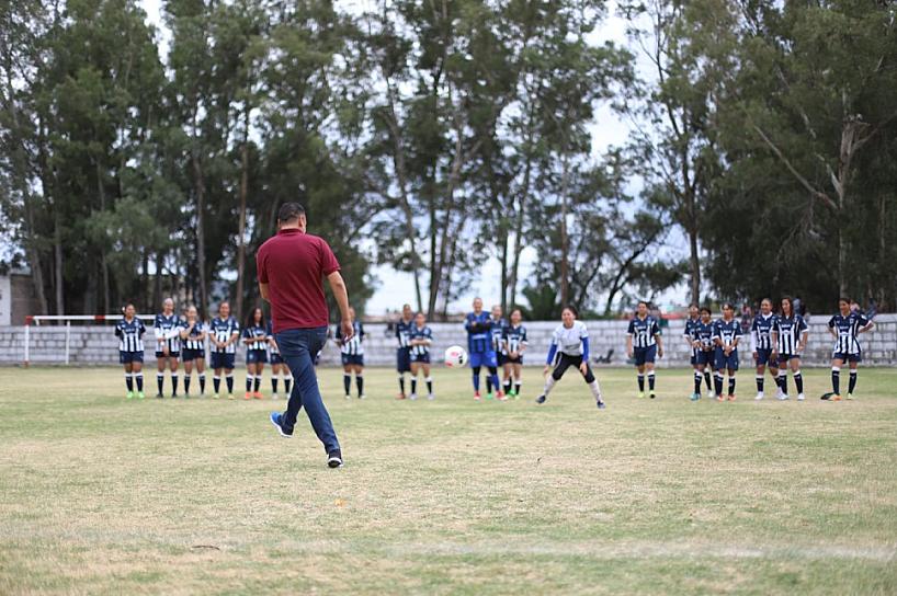 INAUGURAN CIRCUITO ESTATAL DE FUTBOL FEMENIL EN JEREZ