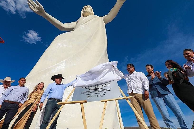 INAUGURAN EL CRISTO DE LA PAZ