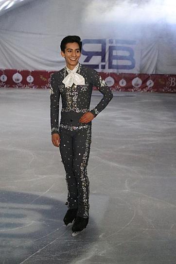 INAUGURAN PISTA DE HIELO EN FRESNILLO 