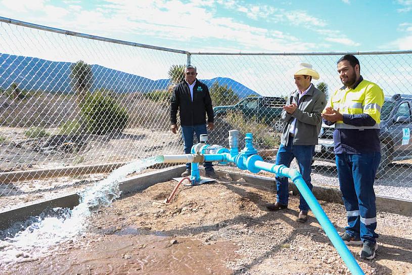 INAUGURAN POZO DE AGUA EN MAZAPIL 