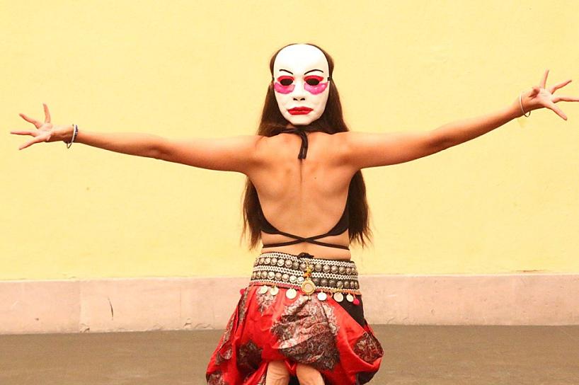 INAUGURAN PRIMER BAZAR CULTURAL DE LA LICENCIATURA EN ARTES DE LA UAZ 