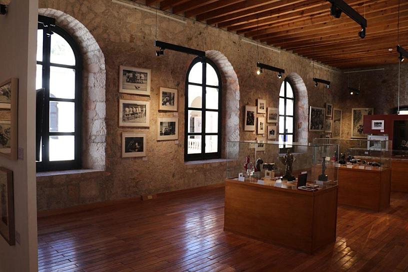 INAUGURAN SALA - MUSEO PEDRO VALTIERRA 