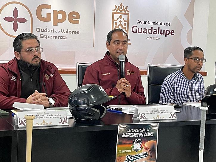 Inaugurarán alumbrado del parque de béisbol con juego Saraperos vs Charros