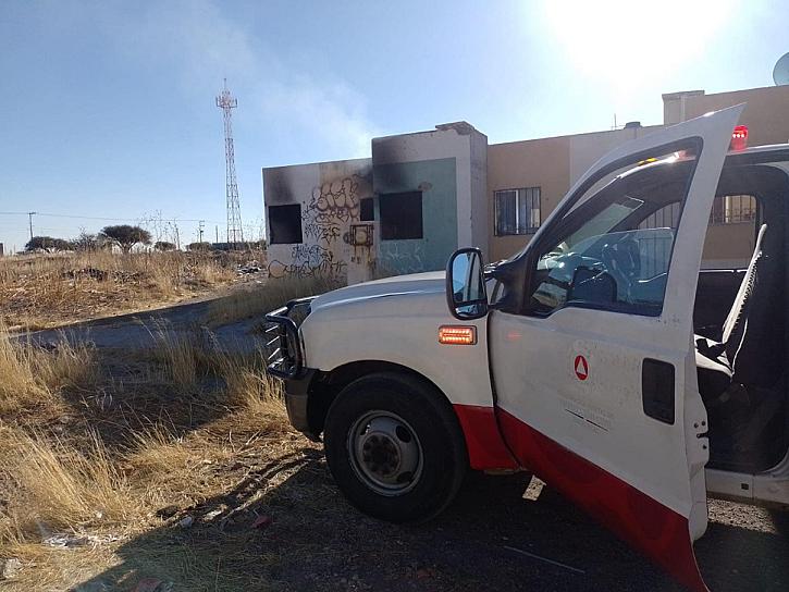 INCENDIAN VIVIENDA ABANDONADA EN GUADALUPE; NO HAY DETENIDOS