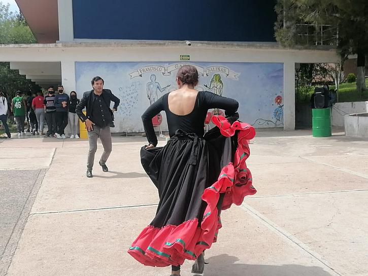 INCENTIVAN VOCACIÓN DEL ARTE EN JÓVENES UNIVERSITARIOS