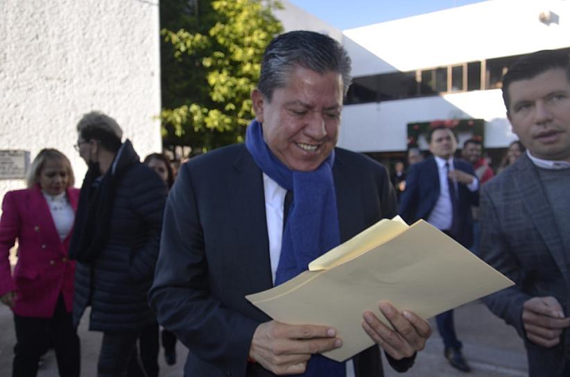INCLUSO EN TIEMPOS DE INSEGURIDAD, TODOS DEBEMOS TRABAJAR: GOBERNADOR