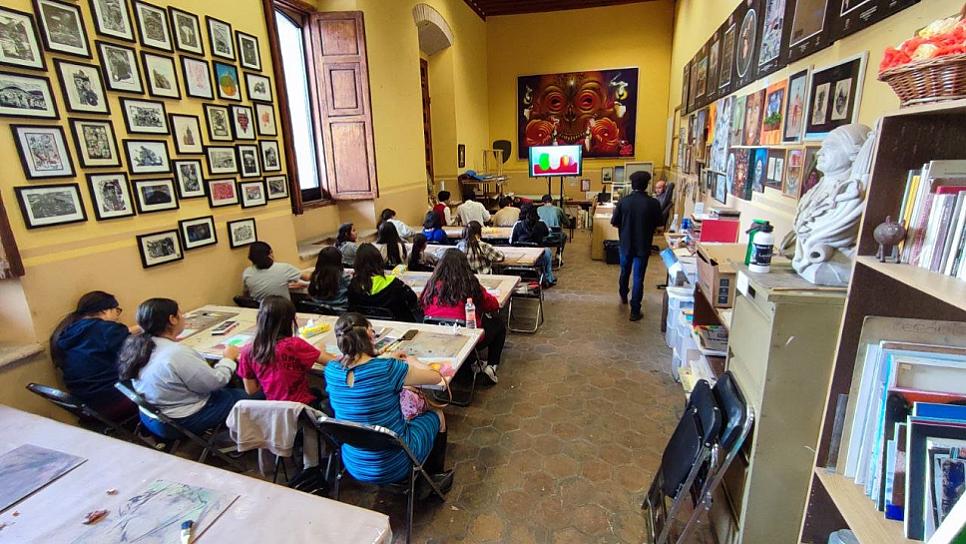 INCULCAN A PEQUEÑOS ARTISTAS EL AMOR POR ZACATECAS 