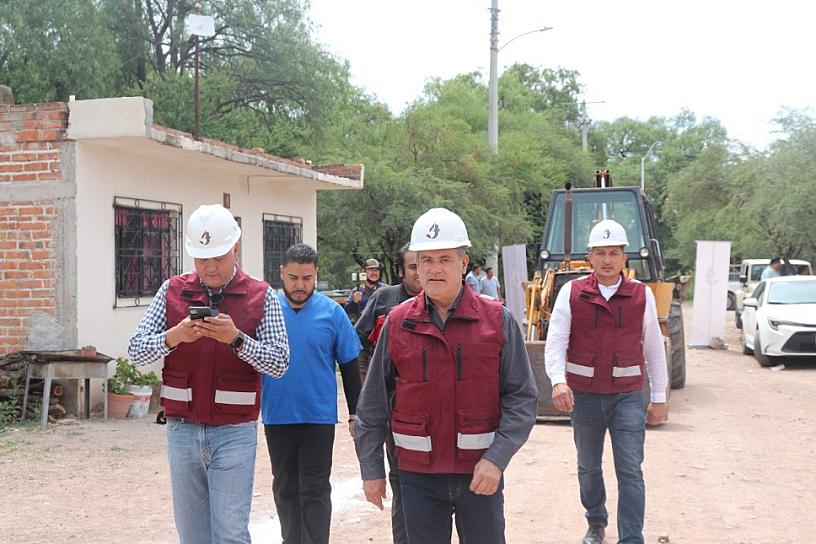 INICIA AMPLIACIÓN DE RED DE ALCANTARILLADO EN FRACCIONAMIENTO JEREZANO