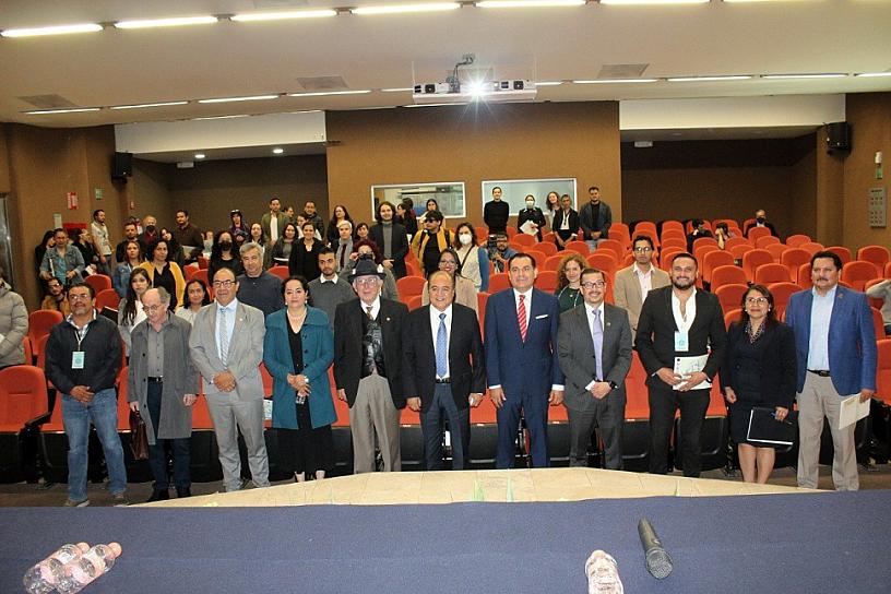 INICIA CONGRESO INTERNACIONAL DE INVESTIGACIONES HUMANÍSTICAS Y EDUCATIVAS