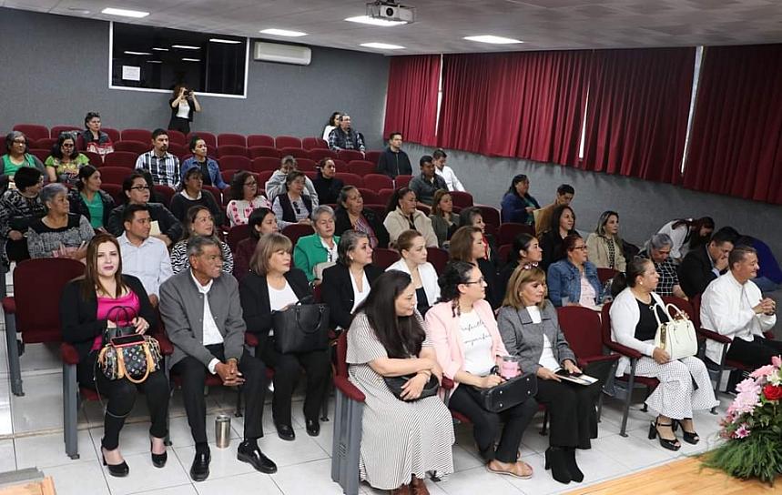 INICIA DIPLOMADO PARA CUIDADORES DE ADULTOS MAYORES 