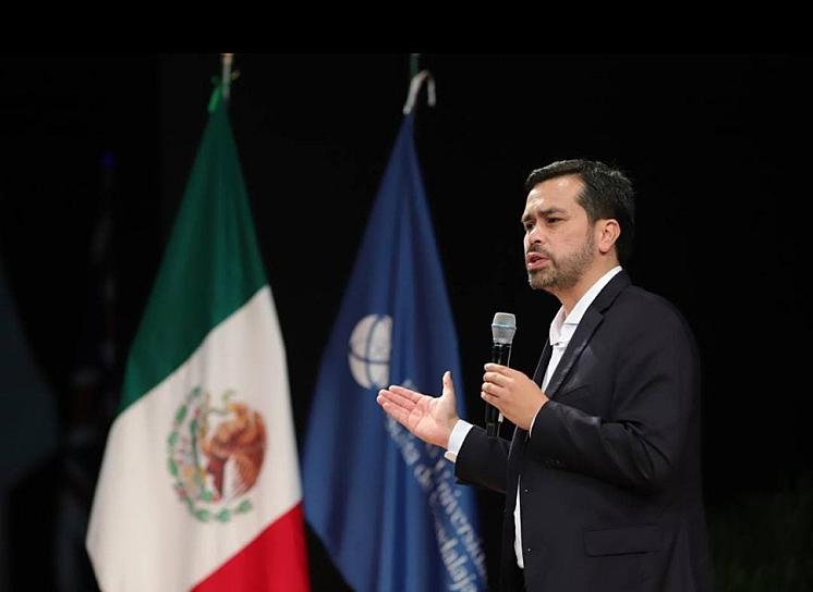 INICIA MÁYNEZ GIRA UNIVERSITARIA EN EL ITESO