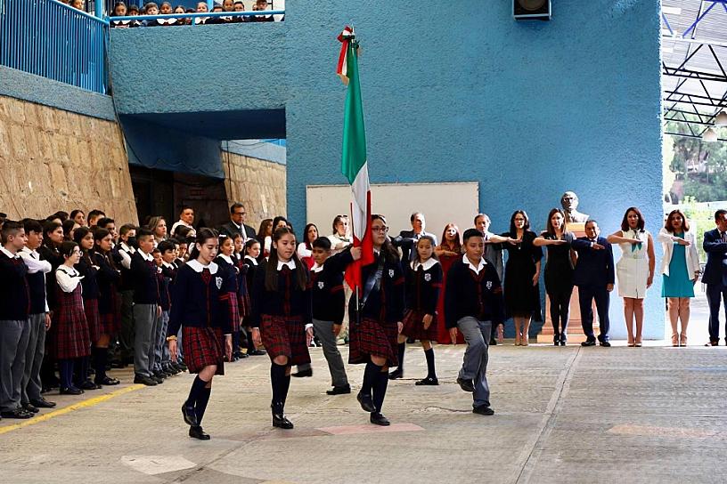 INICIAN CICLO ESCOLAR 352 MIL ALUMNOS EN ZACATECAS 