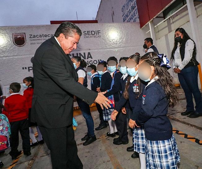 INICIAN CLASES NIÑOS DE LA CASA CUNA PLÁCIDO DOMINGO