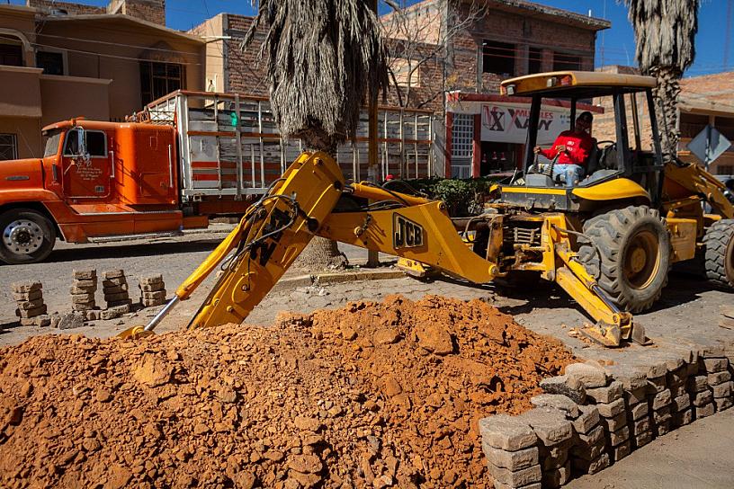 INICIAN TRABAJOS DE REHABILITACIÓN EN CALLE DE LORETO