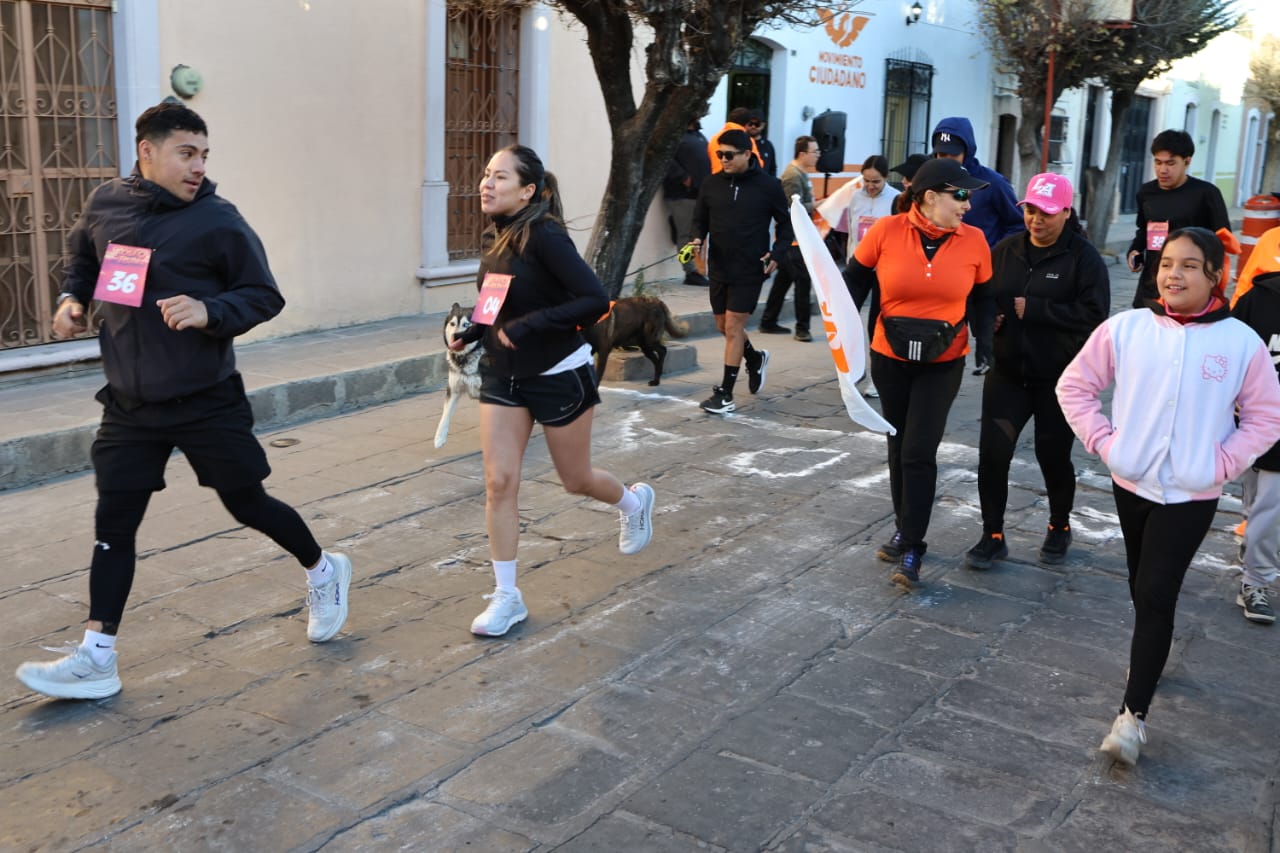 CUANDO LA CIUDADANÍA SE MUEVE, JEREZ AVANZA: FOSFO RUN IMPULSA LA ENERGÍA SOCIAL Y EL ESPÍRITU NARANJA