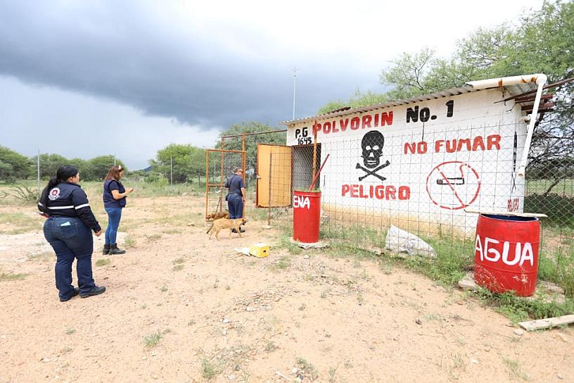 INSPECCIONA PC DE JEREZ SEIS COHETERÍAS 