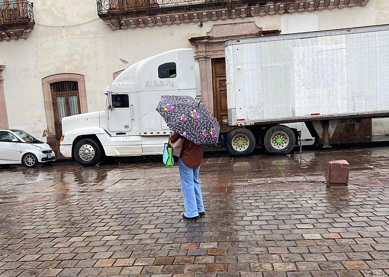 Instalan 125 refugios en el estado para proporcionar cobijo durante la temporada invernal 