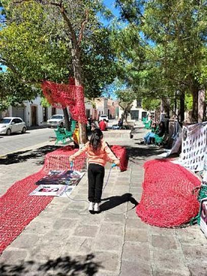 INSTALAN COLECTIVOS DE BÚSQUEDA MEMORIAL POR LOS DESAPARECIDOS