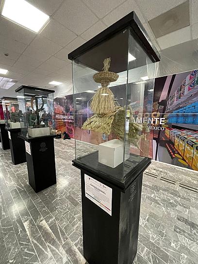 INSTALAN EXPOSICIÓN ITINERANTE "ZACATECAS ARTESANAL" EN EL AEROPUERTO 