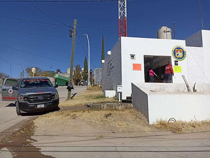 INSTALA PROTECCIÓN CIVIL  REFUGIO TEMPORAL  EN RÍO GRANDE
