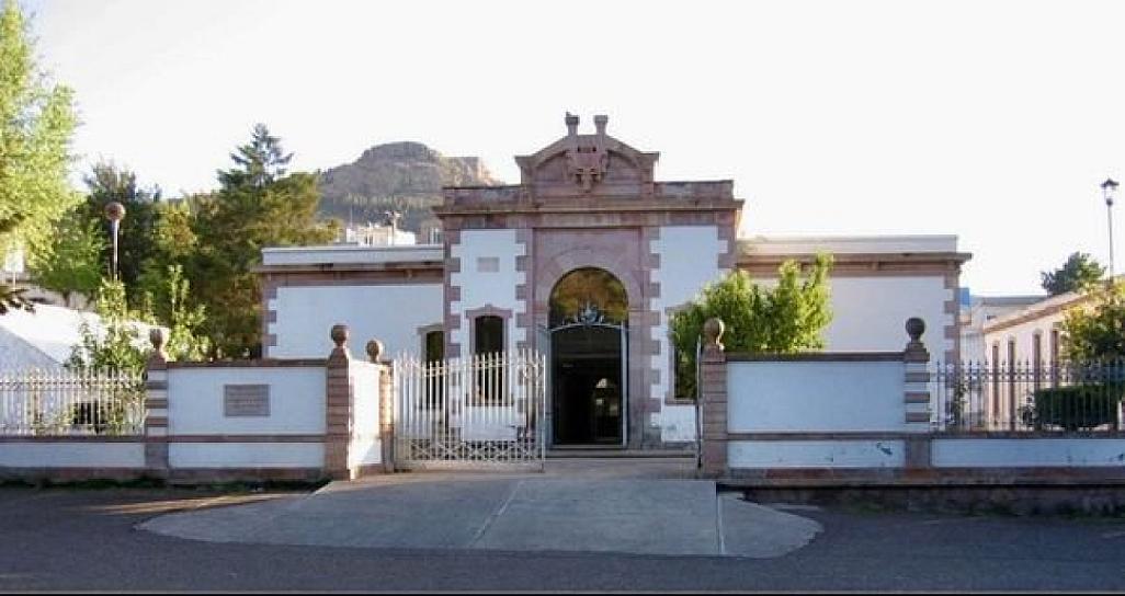 INSTALA UAZ SISMÓGRAFO EN RECTORÍA
