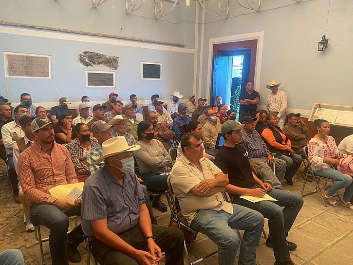 INSTRUYEN A PRODUCTORES JEREZANOS EN CONSERVACIÓN DE SUELOS