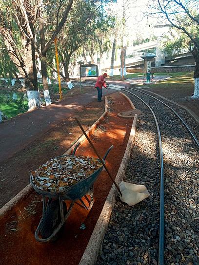 INTENSIFICAN ACCIONES DE MANTENIMIENTO Y LIMPIEZA EN LA CAPITAL 
