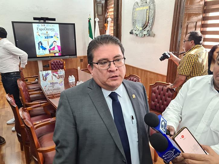 INTENSIFICA RECTOR GESTIONES PARA CERRAR EL AÑO EN TIEMPO Y FORMA