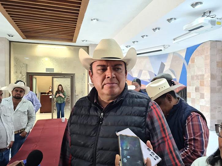 INVERTIRÁ MIGUEL AUZA EN MEJORAR ÁREA DE SALUD