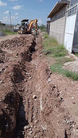 INVIERTEN 400 MIL PESOS EN RED DE AGUA POTABLE 