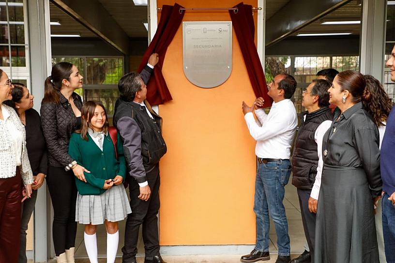 INVIERTEN CASI 3.5 MDP EN REHABILITACIÓN DE SECUNDARIA PEDRO RUIZ GONZÁLEZ 