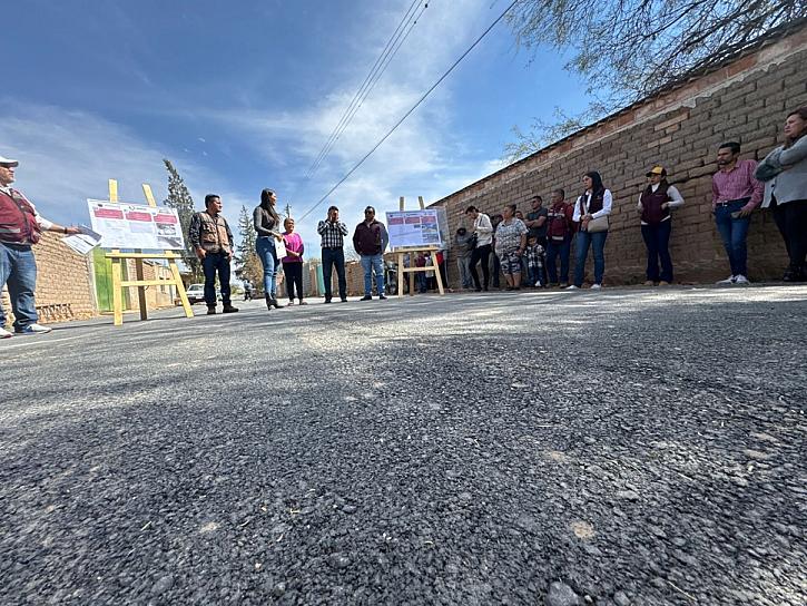 Invierten cerca de 3 mdp en pavimentación de calles en Luis Moya